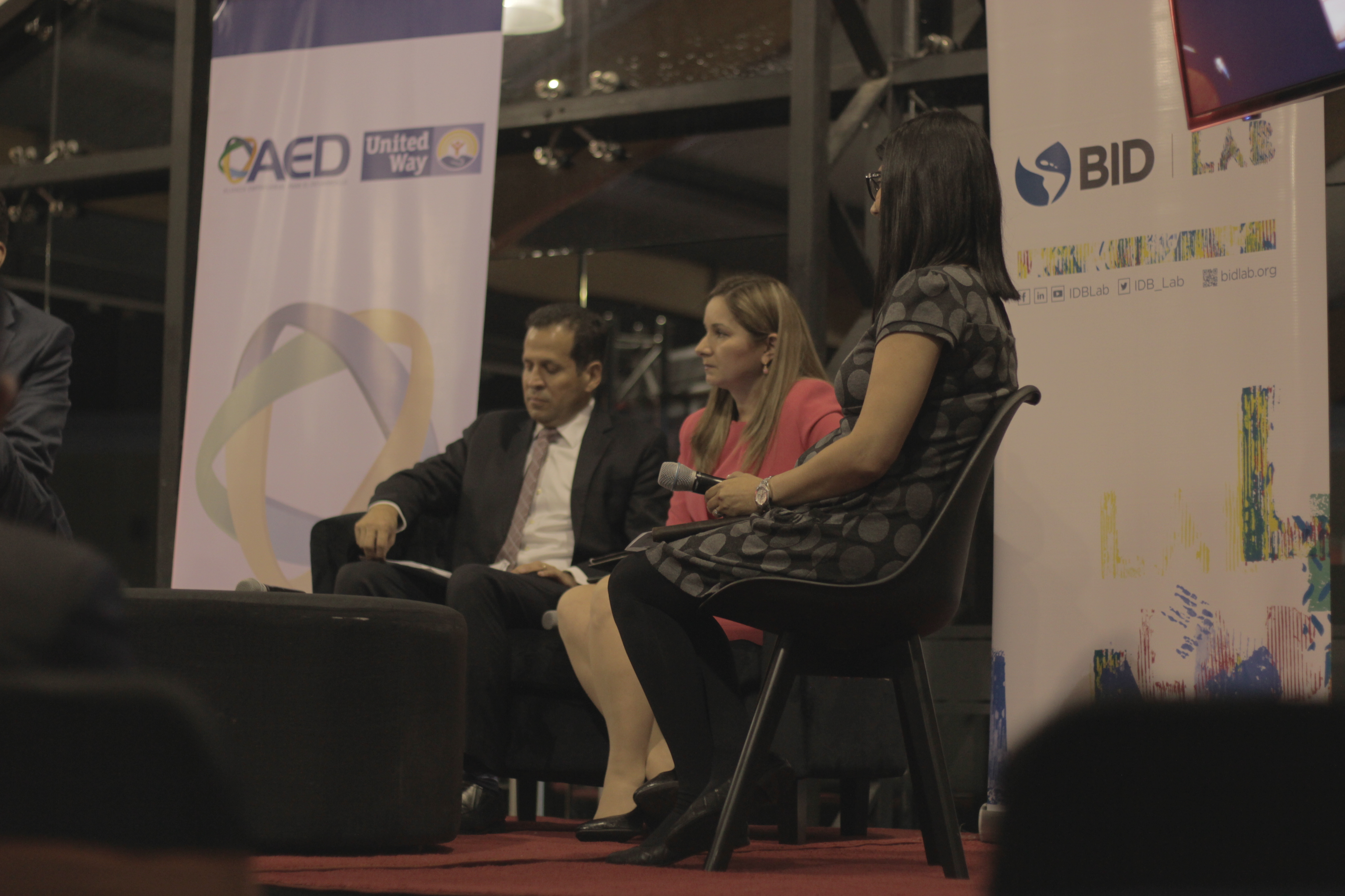 Más de 150 mujeres empresarias adquieren herramientas para incrementar ventas y generar empleo