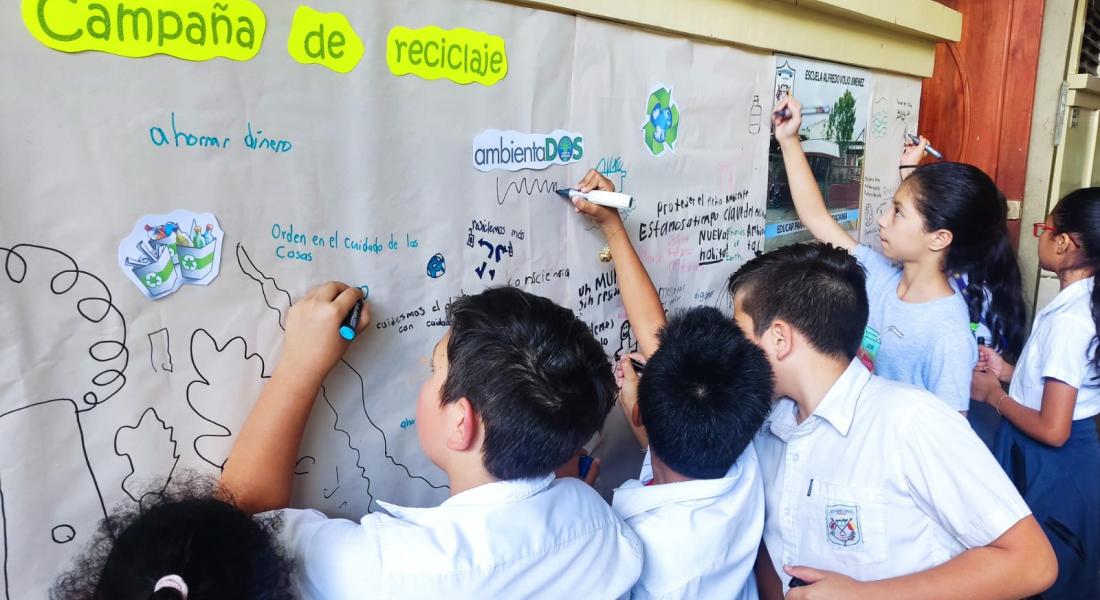 23 centros educativos de la Gran Área Metropolitana participaron en la primera edición del premio. 