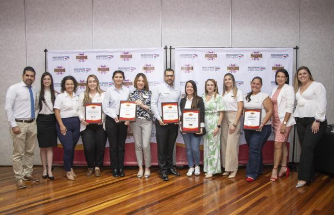 Proveedores ganadores y equipo Arcos Dorados Costa Rica 