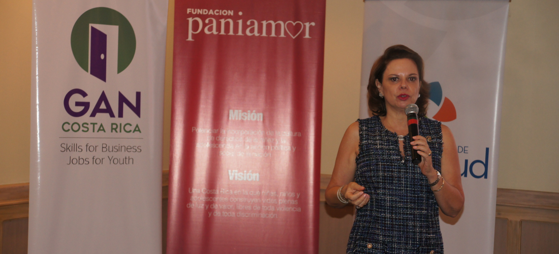 Empresas y personas jóvenes se reúnen por 1era vez para hablar sobre educación técnico profesional