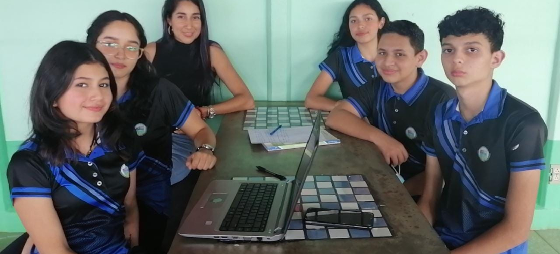 Estudiantes Liceo Rural Santiago