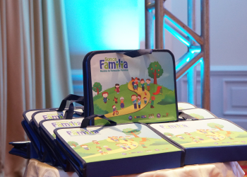 Familias de CEN-CINAI fortalecen sus habilidades de crianza respetuosa